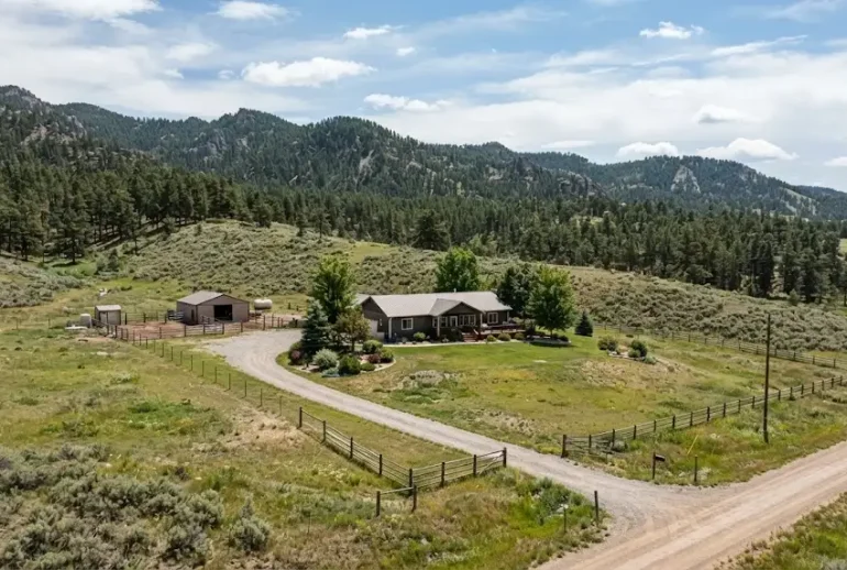 Aladdin WY real estate property with home and Wyoming acreage